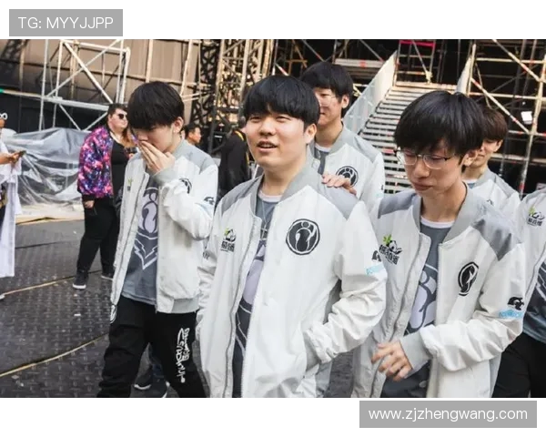 IG与EDG激战正酣 谁将挺进LPL赛区季后赛争夺巅峰荣耀